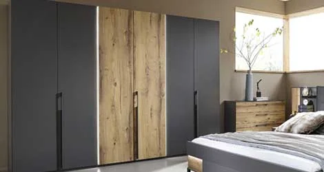 Drehtürenschrank Schlafzimmer