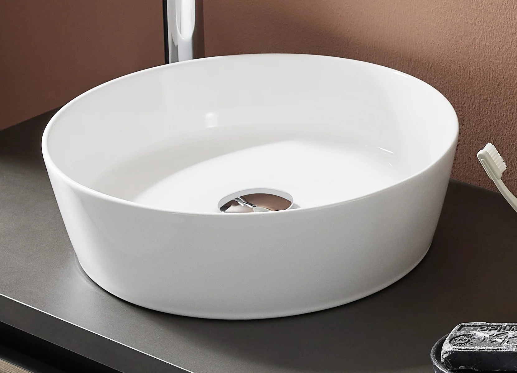 Puris Vialli Badspiegel 50 cm oval - mit Beleuchtung & Spiegelheizung - Ansicht 5