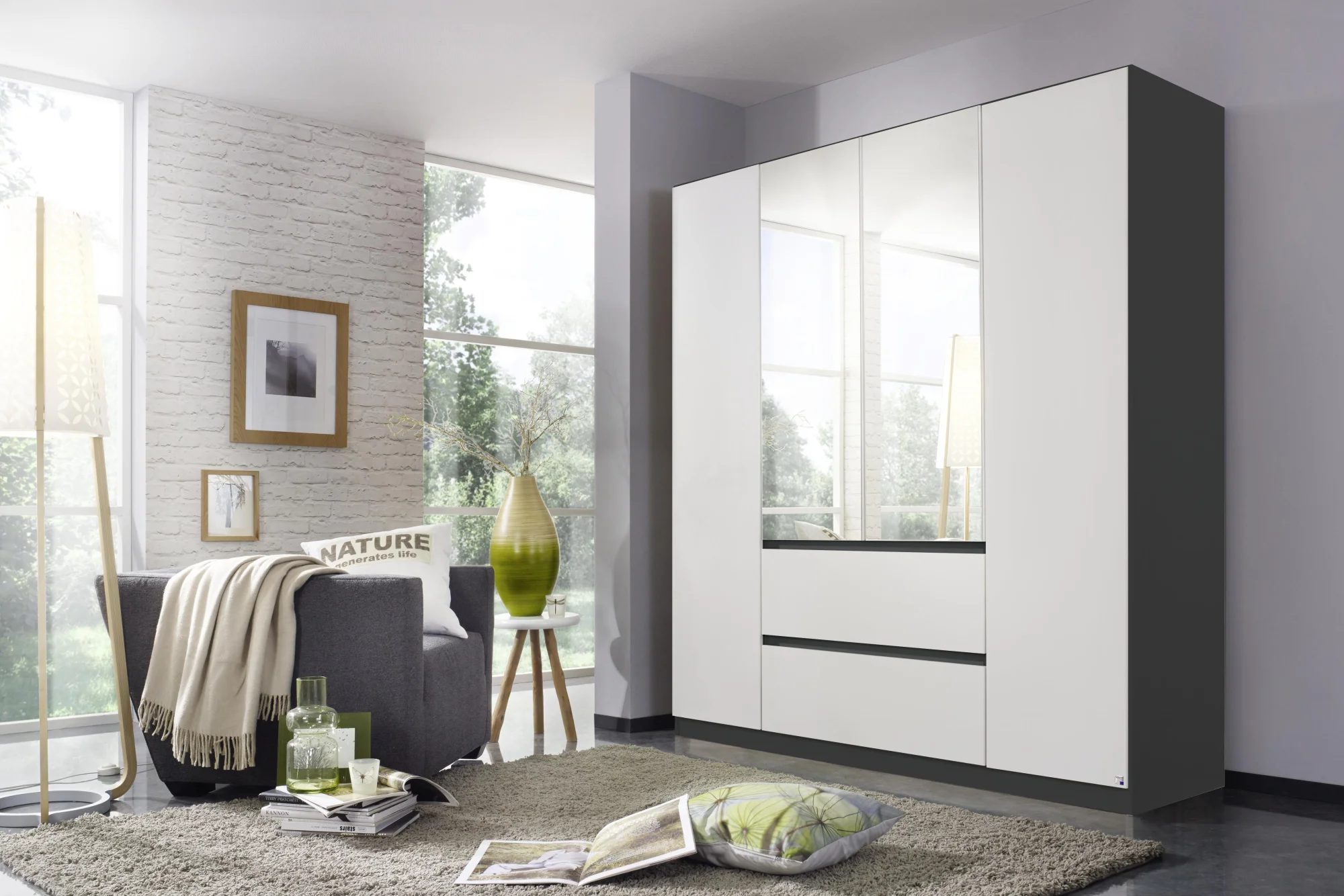 Rauch BLUE Nidda Drehtürenschrank 2318 / 2319 - Ansicht 4
