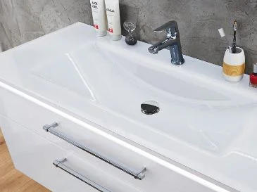 Nr. 82 Optiwhite Glaswaschtisch