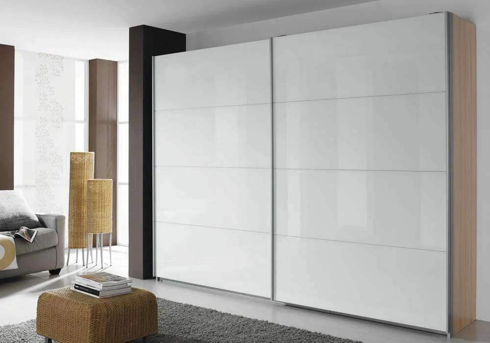 Schwebetürenschrank Wildeiche