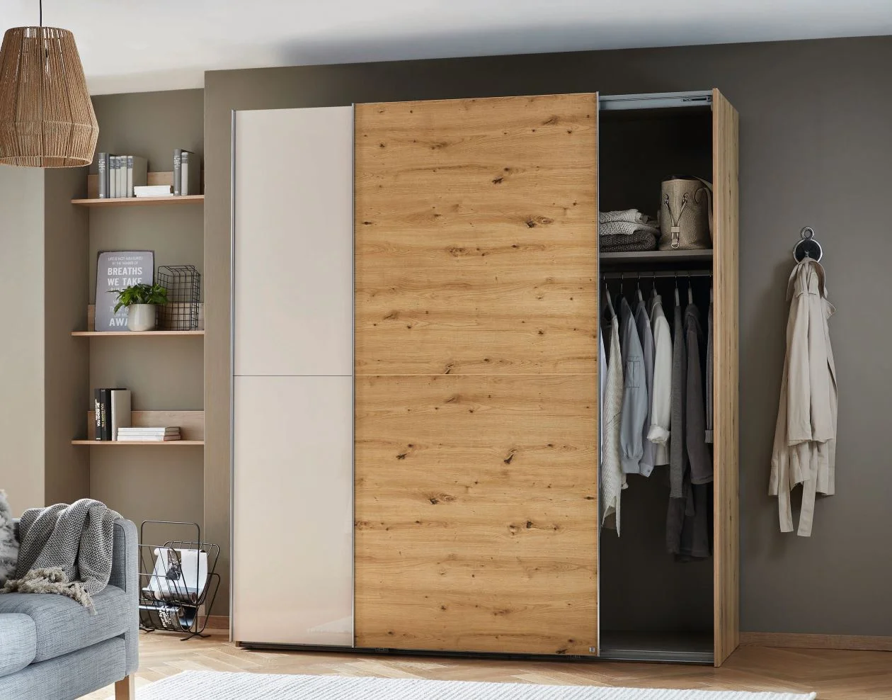 Rauch Select yourJOYce - Schwebetürenschrank Eiche Artisan und Glas Champagner
