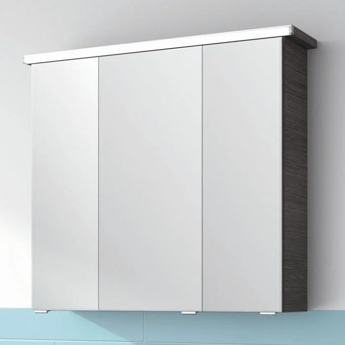 Spiegelschrank mit LED-Profil im Kranzboden