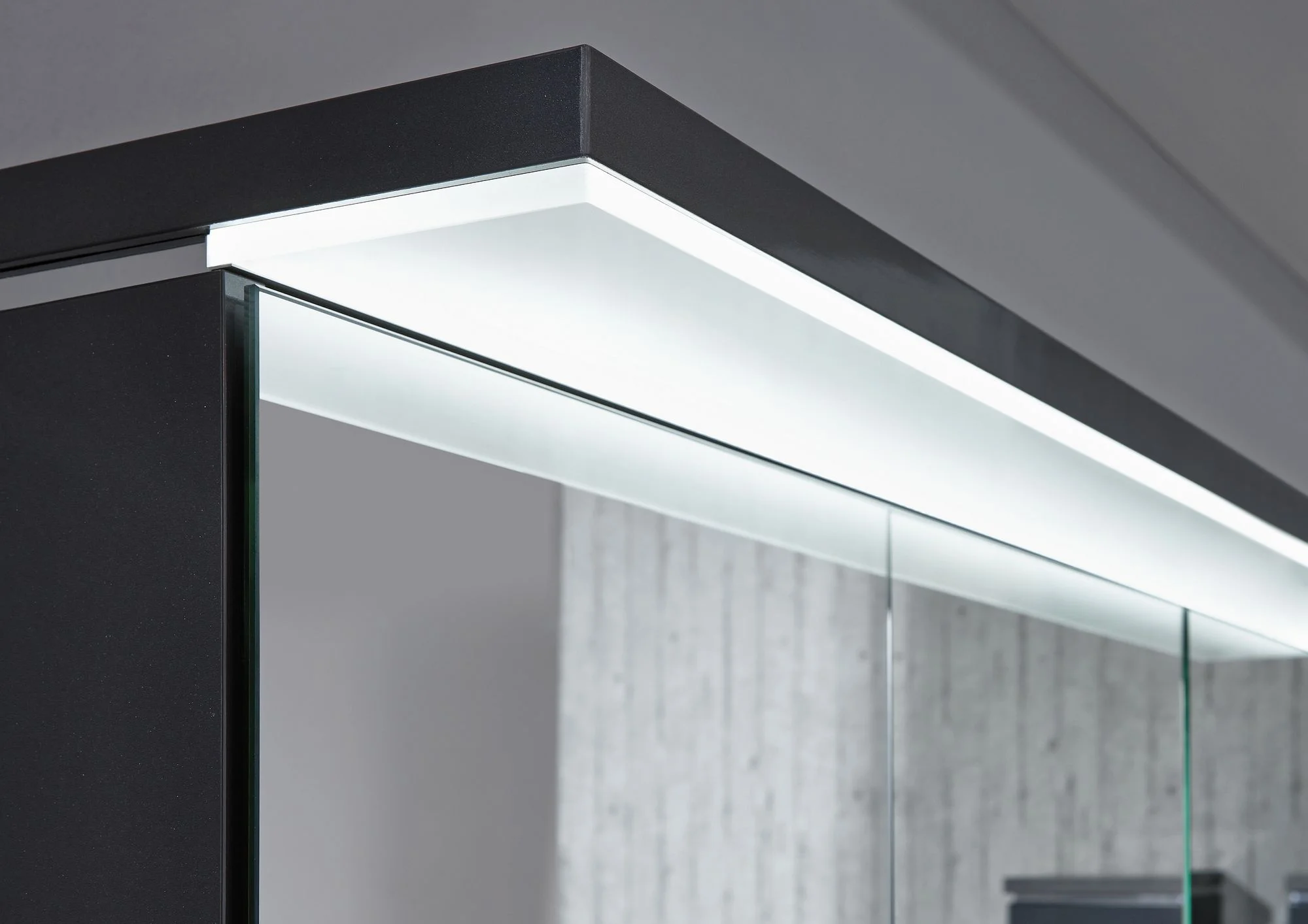 Puris Cool Line Badmöbelset mit Doppelwaschtisch 120 cm - mit Spiegelschrank Serie B