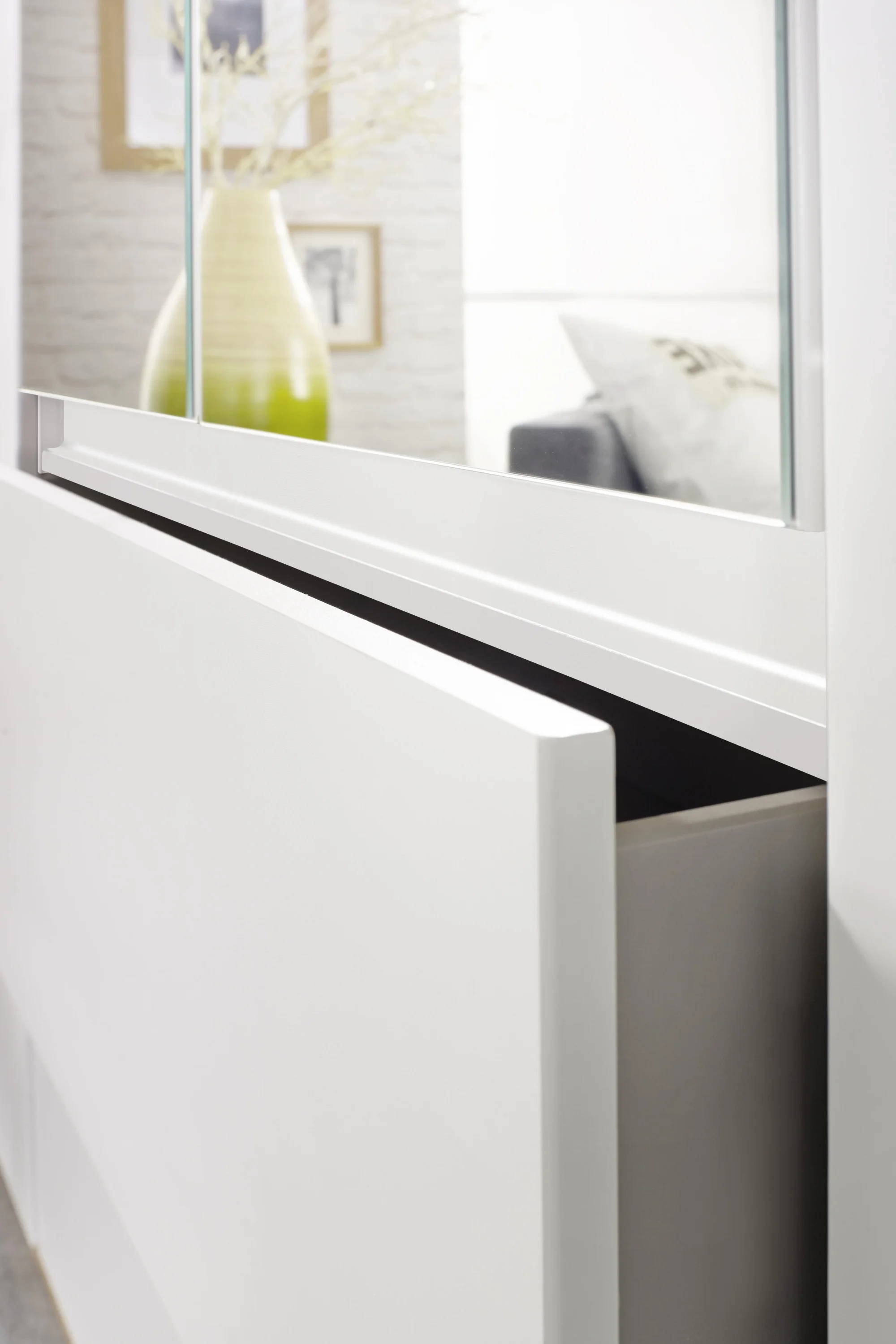 Rauch BLUE Nidda Drehtürenschrank 2318 / 2319 - Ansicht 7
