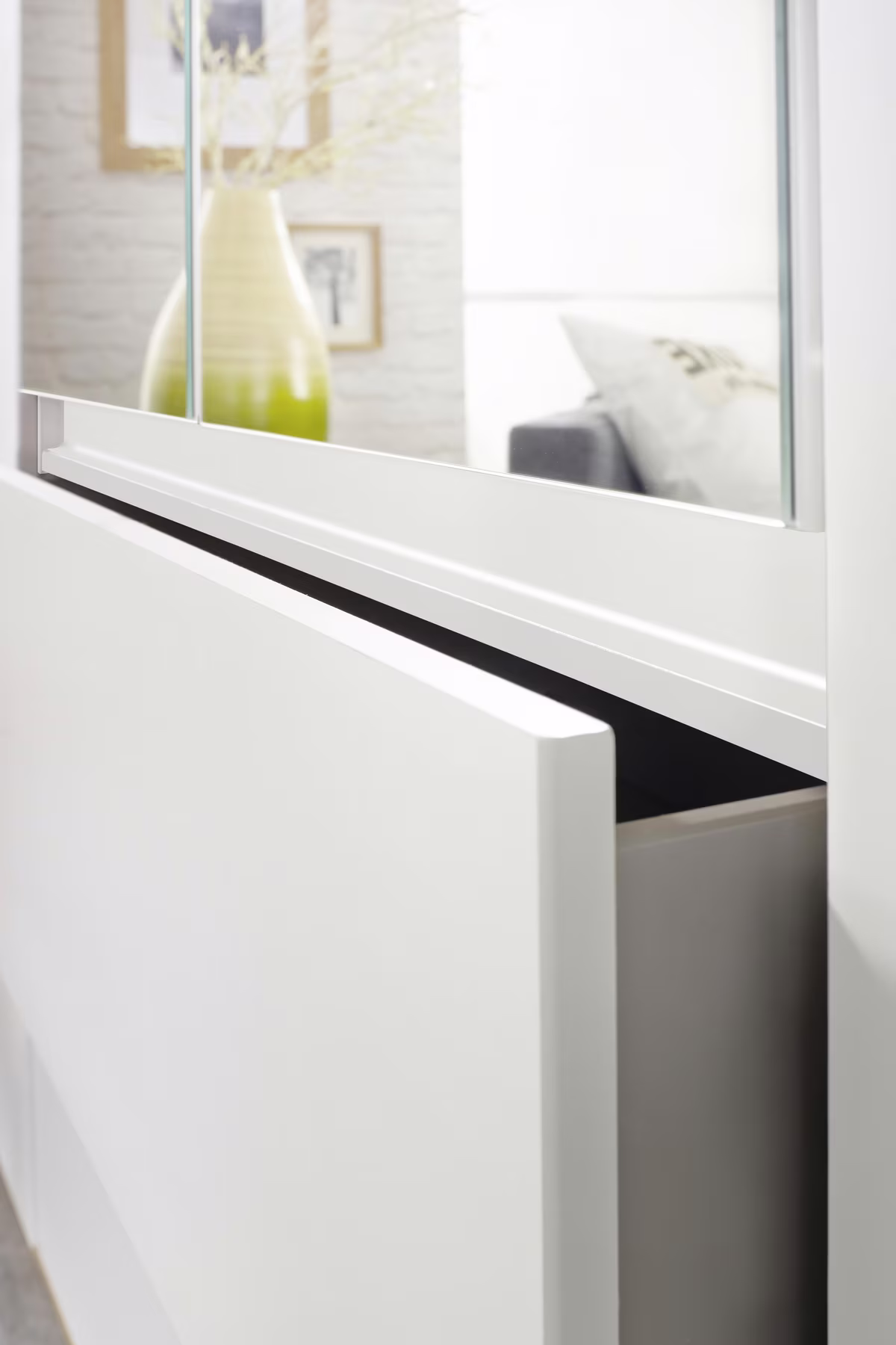 Rauch BLUE Nidda Drehtürenschrank 2318 / 2319 - Ansicht 7