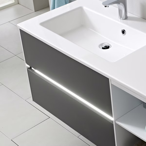 Unterschrank mit LED-Profil-Beleuchtung