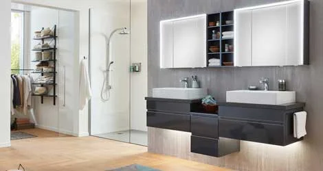 Badschrank im Bad Set Badschrank im Bad Set