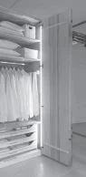 3x 155223 LED Kleiderschrank-Innenbeleuchtung á 6 W inkl. Türsensor. Montiert an rechter Aussenseite oder Mittelseite, je Element - Steuergerät erforderlich!!!